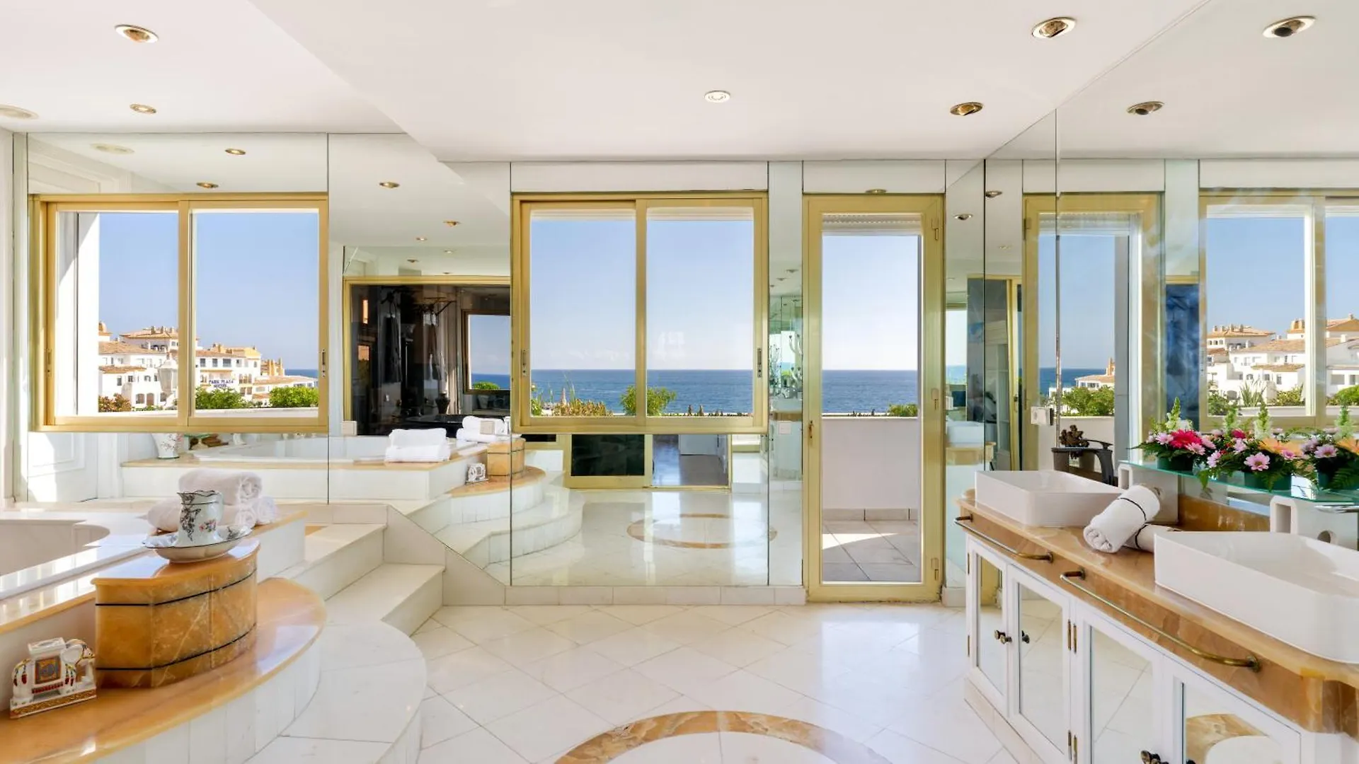 Sky Villa Marbella 0*,  Spain